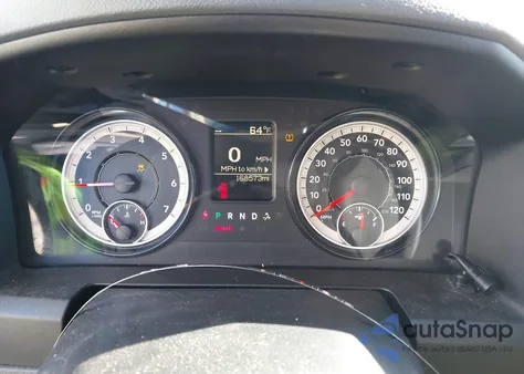 2017 Ram 1500 Express 4X4 5'7 Box из США, поврежденный, VIN 1C6RR7KT4HS674642